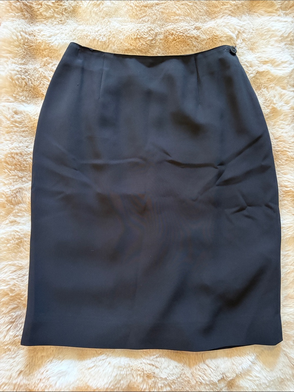 Classic black pencil skirt Jones New York size 6 petite lined zip up side